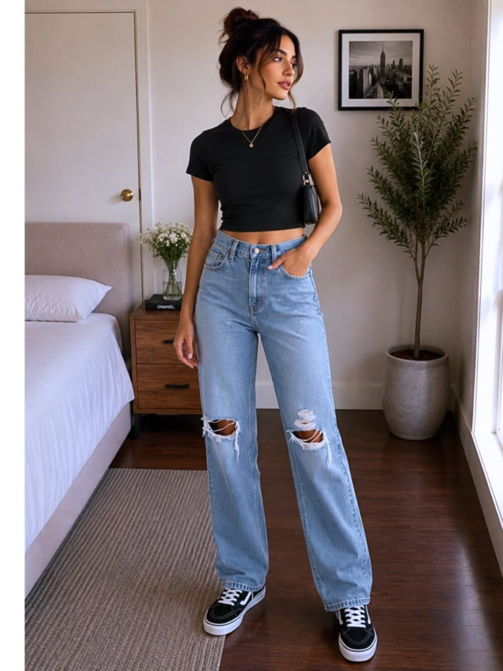 Levi’s High Waisted Straight Jeans 25 Fits 26x29 Distressed Blue $104
